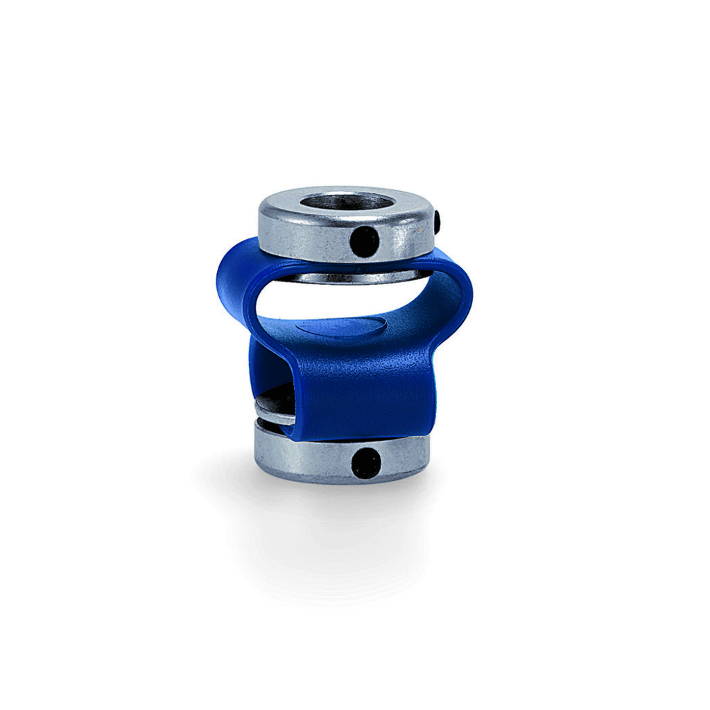 Thermoplastic couplings to compensate for maximum misalignments